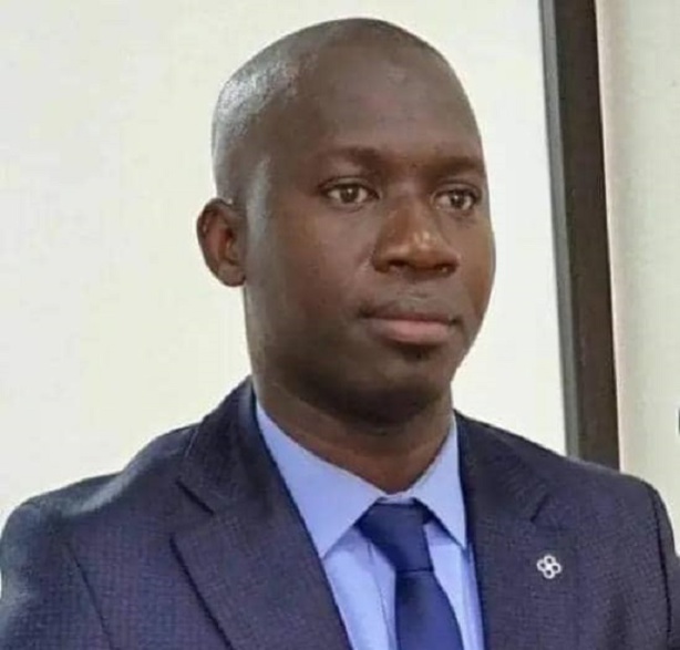 Le Mackyste Républicain Convaincu et engagé : Mon œil sur la morosité économique et la démocratie piégée (Par Samba Ndong) Le Mackyste Républicain Convaincu et engagé : Mon œil sur la morosité économique et la démocratie piégée (Par Samba Ndong)