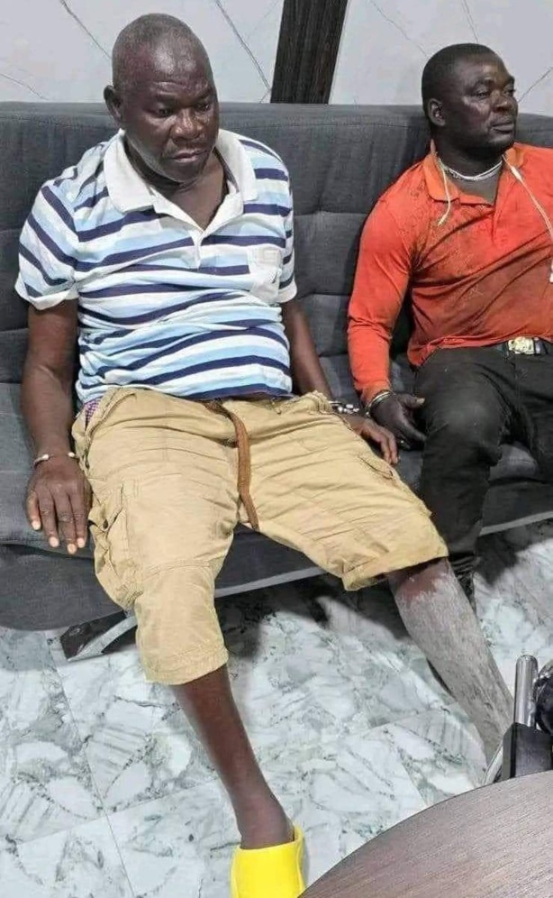 Guinée : Le colonel Claude Pivi et son fils arrêtés au Liberia après une cavale de plusieurs mois Guinée : Le colonel Claude Pivi et son fils arrêtés au Liberia après une cavale de plusieurs mois