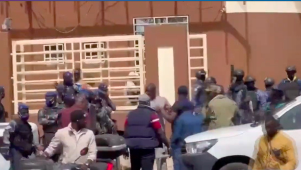 Dakar- Plateau : Arrestation d'un ex-membre clé de la sécurité de l'APR Dakar- Plateau : Arrestation d'un ex-membre clé de la sécurité de l'APR