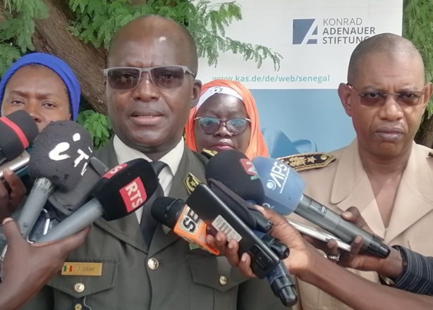 Sécurité dans la zone Centre : Le Général Jean Diémé appelle à une collaboration renforcée Sécurité dans la zone Centre : Le Général Jean Diémé appelle à une collaboration renforcée