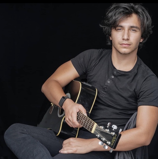 La musique au service de la paix entre Juifs et Musulmans : le défi du jeune artiste Iskander Nekkaz La musique au service de la paix entre Juifs et Musulmans : le défi du jeune artiste Iskander Nekkaz