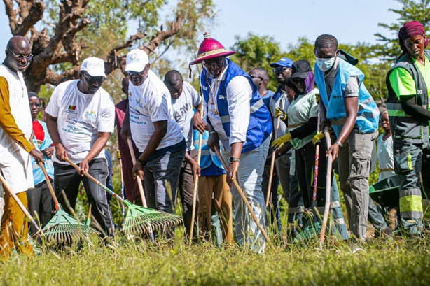 Préservation des Infrastructures Scolaires : Le message poignant de Balla Moussa Fofana à la Jeunesse Préservation des Infrastructures Scolaires : Le message poignant de Balla Moussa Fofana à la Jeunesse
