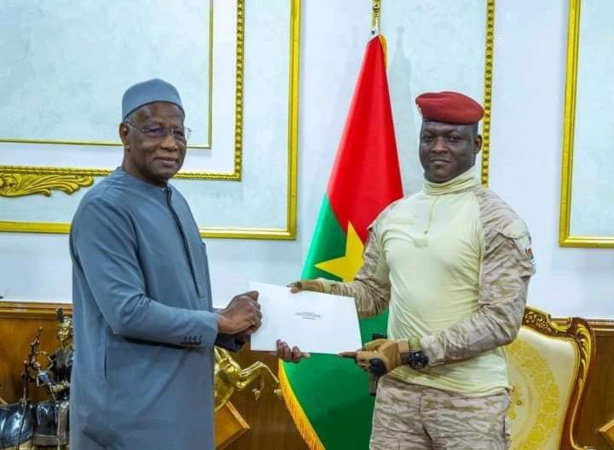 Alliance des États du Sahel : Abdoulaye Bathily plaide pour une coopération régionale accrue Alliance des États du Sahel : Abdoulaye Bathily plaide pour une coopération régionale accrue