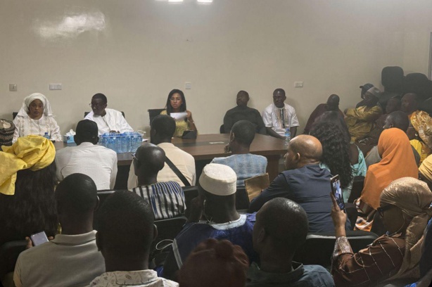 Préparatifs des législatives : Amadou Ba rencontre les femmes et jeunes de Ziguinchor sous la conduite de Victorine Ndèye Préparatifs des législatives : Amadou Ba rencontre les femmes et jeunes de Ziguinchor sous la conduite de Victorine Ndèye