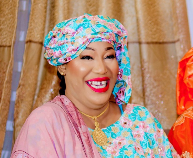 Après avoir consigné 28 millions FCFA, Dieguy Diop Fall placée sous contrôle judiciaire.... Après avoir consigné 28 millions FCFA, Dieguy Diop Fall placée sous contrôle judiciaire....