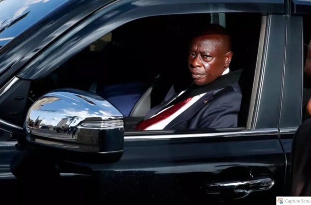 Kenya: un tribunal suspend le remplacement du vice-président destitué Kenya: un tribunal suspend le remplacement du vice-président destitué