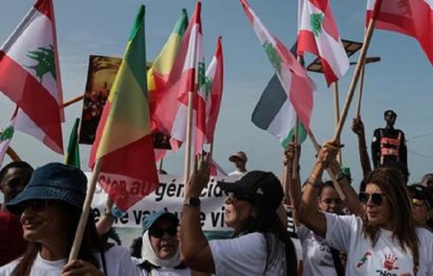 Dakar : Des manifestants réclament la fin de l'offensive israélienne au Liban et à Gaza Dakar : Des manifestants réclament la fin de l'offensive israélienne au Liban et à Gaza
