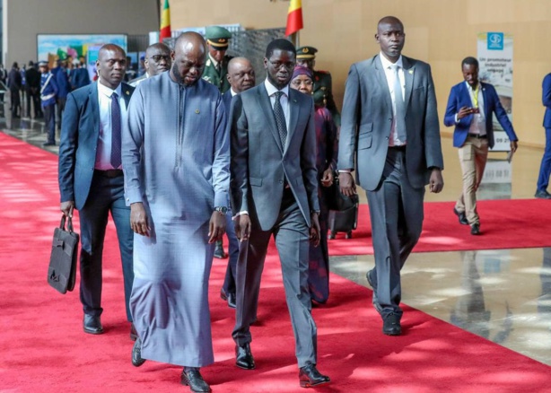 Transports au Sénégal : Les recommandations Clés des États Généraux de Diamniadio Transports au Sénégal : Les recommandations Clés des États Généraux de Diamniadio