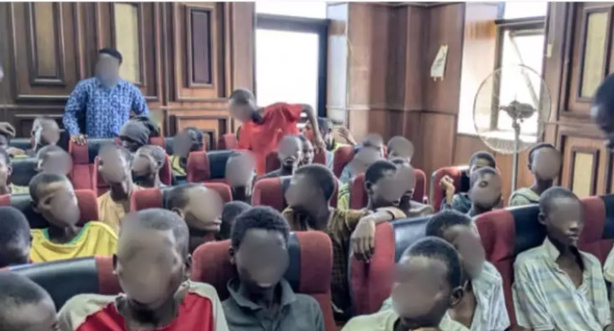Scandale au Nigeria : Des mineurs accusés de ‘trahison’ en détention Scandale au Nigeria : Des mineurs accusés de ‘trahison’ en détention