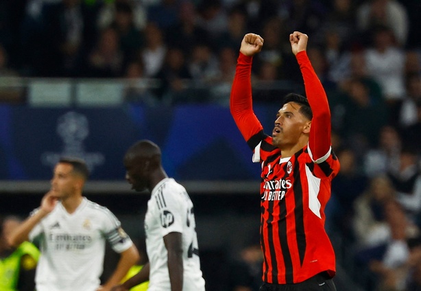 Le Real Madrid chute à nouveau : l'AC Milan se venge avec une victoire éclatante Le Real Madrid chute à nouveau : l'AC Milan se venge avec une victoire éclatante