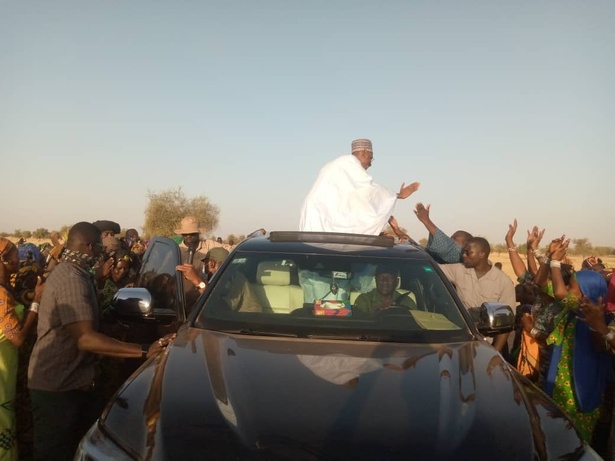 Élections législatives : La caravane de Élections législatives : La caravane de