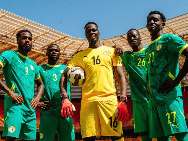 CAN 2025 : La FSF présente les maillots officiels des Lions du Sénégal CAN 2025 : La FSF présente les maillots officiels des Lions du Sénégal
