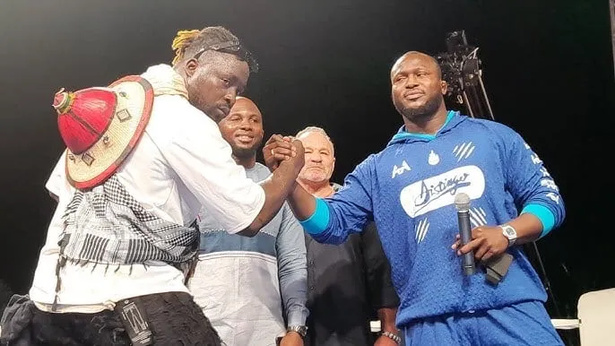 Sanctions sévères pour Siteu et Modou Lô : Plus de 4 millions FCFA confisqués par le CNG Sanctions sévères pour Siteu et Modou Lô : Plus de 4 millions FCFA confisqués par le CNG