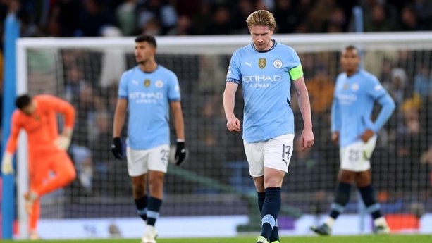 Premier League : Manchester City sombre face à Liverpool, qui file vers le titre Premier League : Manchester City sombre face à Liverpool, qui file vers le titre