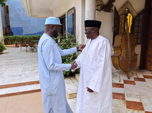 Sénégal, le nouveau président de l’Assemblée nationale, El Malick NDIAYE, rencontre ses prédécesseurs Sénégal, le nouveau président de l’Assemblée nationale, El Malick NDIAYE, rencontre ses prédécesseurs
