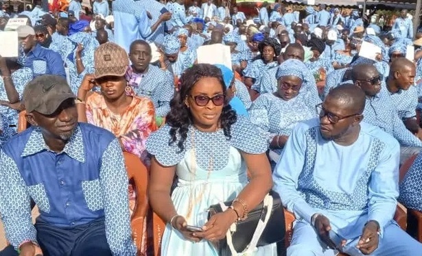 Célébration de la 22ᵉ édition de la Journée Internationale du volontariat à Bignona : Le SELS réaffirme son engagement pour une école « résiliente et innovante » Célébration de la 22ᵉ édition de la Journée Internationale du volontariat à Bignona : Le SELS réaffirme son engagement pour une école « résiliente et innovante »