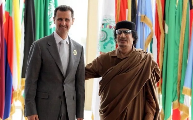 Les Syriens avertis : Les leçons des régimes déchus en Irak, Libye et Soudan Les Syriens avertis : Les leçons des régimes déchus en Irak, Libye et Soudan