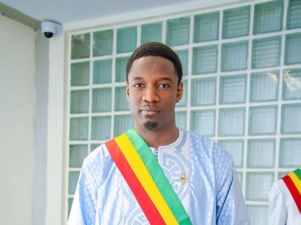 Assemblée nationale : Pape Djibril Fall a été installé ce samedi dans ses fonctions de député Assemblée nationale : Pape Djibril Fall a été installé ce samedi dans ses fonctions de député