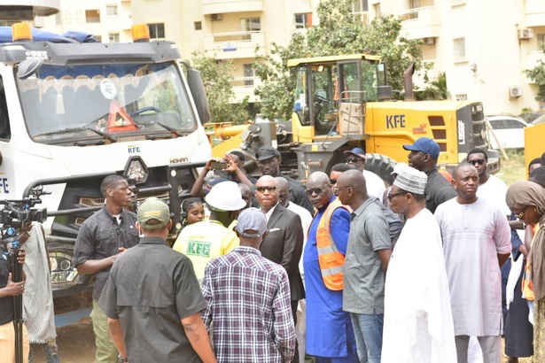 Keur Gorgui : Les forces de sécurité empêchent Barthélémy DIAS de lancer ses travaux Keur Gorgui : Les forces de sécurité empêchent Barthélémy DIAS de lancer ses travaux
