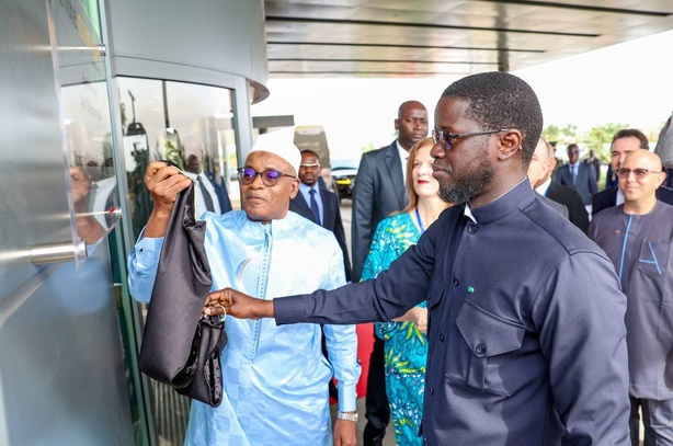 Diamniadio : Qui est derrière l’hôtel « Courtyard by Marriott », inauguré par Diomaye ? Diamniadio : Qui est derrière l’hôtel « Courtyard by Marriott », inauguré par Diomaye ?