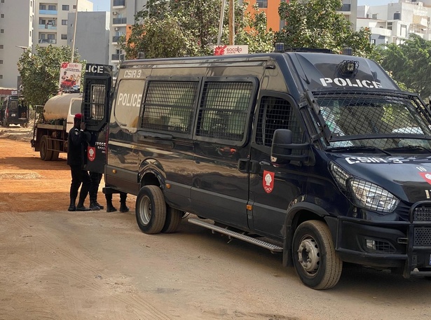 Dakar : La Police Nationale dément tout blocage des activités de Barthélemy Dias Dakar : La Police Nationale dément tout blocage des activités de Barthélemy Dias