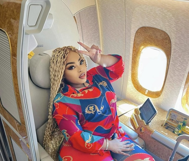 Eudoxie Yao : Une vie de leçons, d’épreuves et de succès financier Eudoxie Yao : Une vie de leçons, d’épreuves et de succès financier