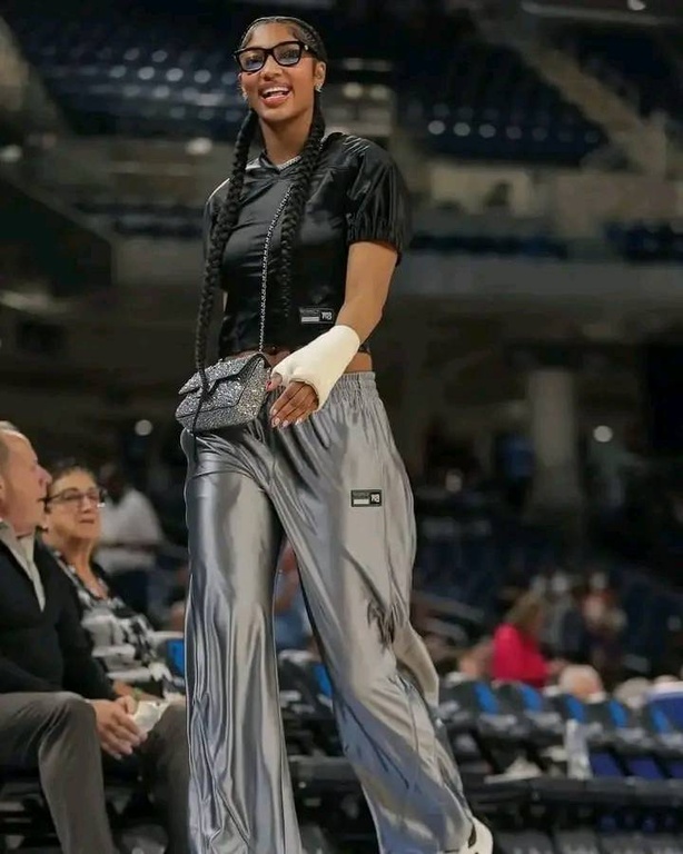 Angel C. Reese : Une étoile montante de la WNBA Angel C. Reese : Une étoile montante de la WNBA