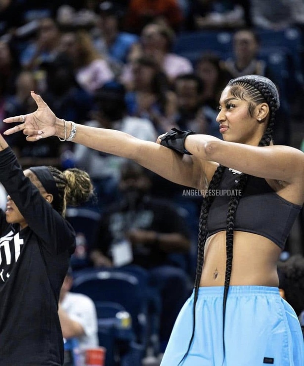 Records, style et succès : l’ascension fulgurante d’Angel Reese Records, style et succès : l’ascension fulgurante d’Angel Reese