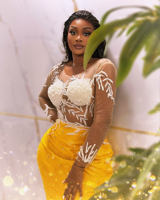 Shavi Gomez dévoile ses origines et revendique son identité ivoirienne (vidéo) Shavi Gomez dévoile ses origines et revendique son identité ivoirienne (vidéo)