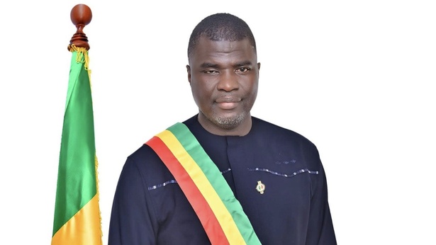 Levée de l’immunité parlementaire de Farba Ngom : Le député Amadou Ba précise la procédure Levée de l’immunité parlementaire de Farba Ngom : Le député Amadou Ba précise la procédure