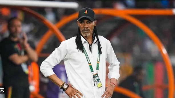 Centrafrique : Rigobert Song reporte la signature de son contrat Centrafrique : Rigobert Song reporte la signature de son contrat