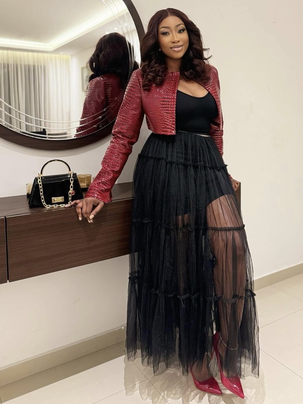 Actrice, productrice, animatrice : le parcours exemplaire de Kadhy Touré Actrice, productrice, animatrice : le parcours exemplaire de Kadhy Touré