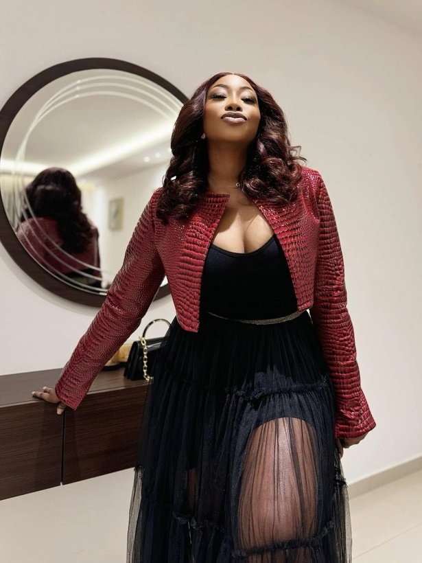 Actrice, productrice, animatrice : le parcours exemplaire de Kadhy Touré Actrice, productrice, animatrice : le parcours exemplaire de Kadhy Touré