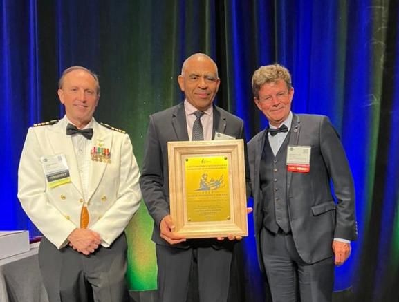 Distinction internationale pour Massamba Diop, fils du célèbre Professeur, Cheikh Anta Diop Distinction internationale pour Massamba Diop, fils du célèbre Professeur, Cheikh Anta Diop