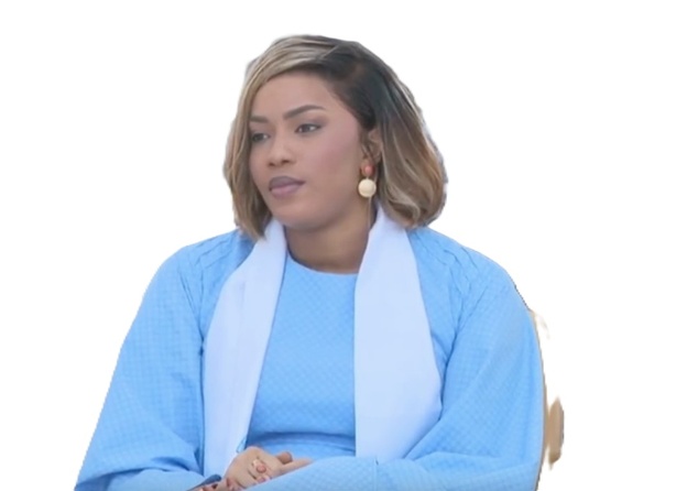 Présidence de la République : Absa Faye, seconde épouse du chef de l’État, a accouché Présidence de la République : Absa Faye, seconde épouse du chef de l’État, a accouché