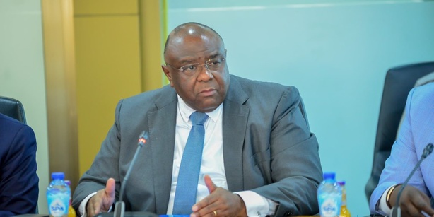 RDC : Jean-Pierre Bemba appelle la jeunesse congolaise à rejoindre les FARDC face aux tensions à l’Est RDC : Jean-Pierre Bemba appelle la jeunesse congolaise à rejoindre les FARDC face aux tensions à l’Est