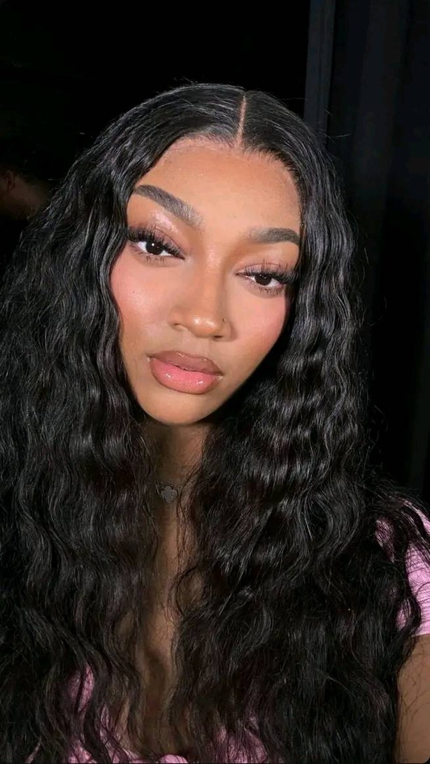 Angel Reese : Des records, une blessure et un retour très attendu Angel Reese : Des records, une blessure et un retour très attendu