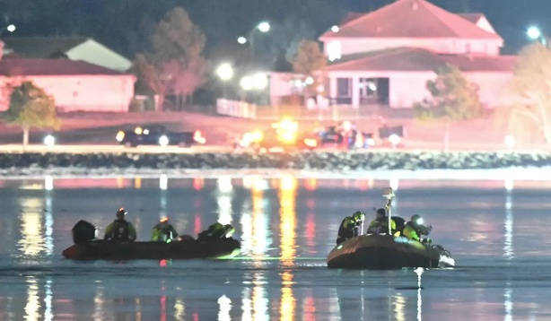 Collision aérienne à Washington : ce que l’on sait de l’accident qui a fait 67 morts Collision aérienne à Washington : ce que l’on sait de l’accident qui a fait 67 morts