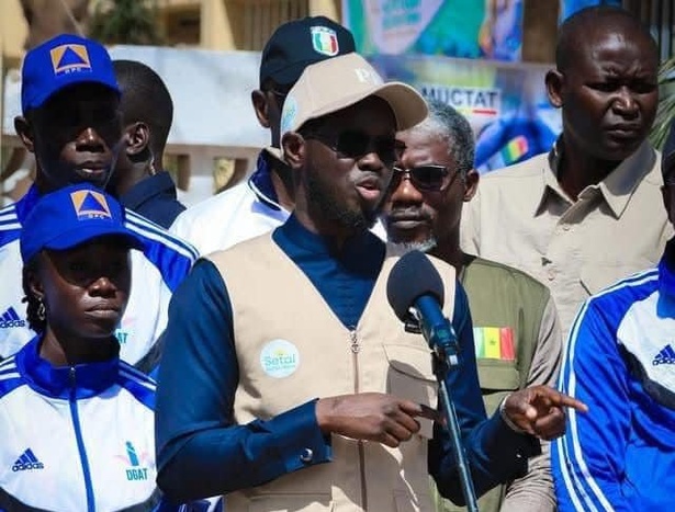 Programme « Setal Sunu Rew » : Diomaye annonce une pause (vidéo) Programme « Setal Sunu Rew » : Diomaye annonce une pause (vidéo)