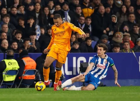 Le Real Madrid frustré par l'arbitrage et un but décisif de Romero à la 85e minute Le Real Madrid frustré par l'arbitrage et un but décisif de Romero à la 85e minute