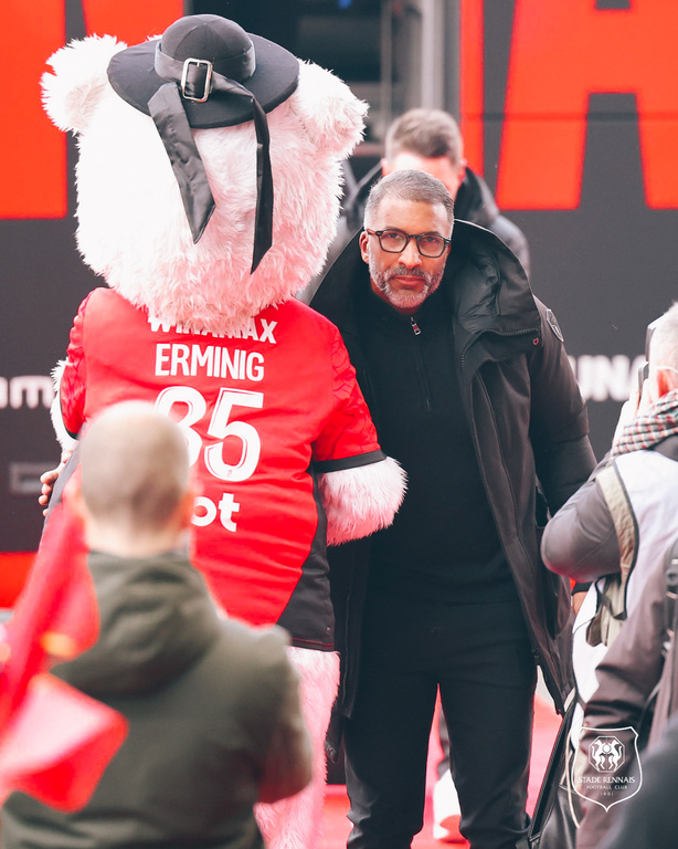 LIGUE1 : Habib Beye marque son entrée à Rennes par une victoire cruciale contre Strasbourg LIGUE1 : Habib Beye marque son entrée à Rennes par une victoire cruciale contre Strasbourg