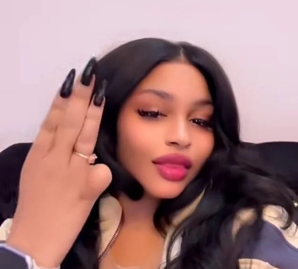 Diarra Vaz révèle qu’elle sera la troisième épouse de son futur mari Diarra Vaz révèle qu’elle sera la troisième épouse de son futur mari