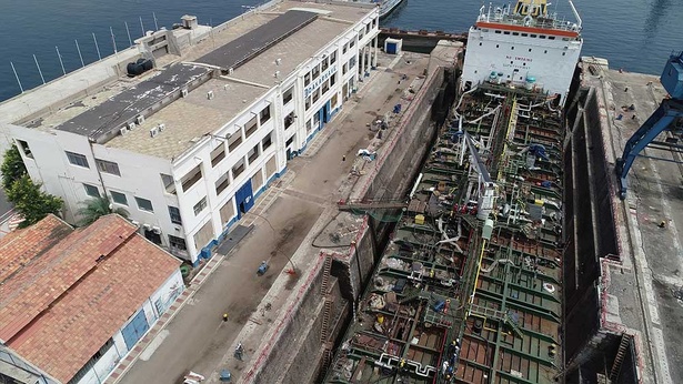 Chantiers navals de Dakar : 20 milliards pour Lisnave, seulement 200 millions pour l’État du Sénégal Chantiers navals de Dakar : 20 milliards pour Lisnave, seulement 200 millions pour l’État du Sénégal