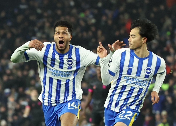 Brighton punit Chelsea (3-0) : les Blues impuissants face aux Seagulls Brighton punit Chelsea (3-0) : les Blues impuissants face aux Seagulls