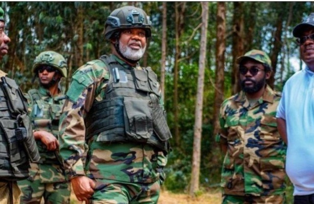 RDC : Les rebelles du M23 entrent sans résistance à Bukavu (Témoins) RDC : Les rebelles du M23 entrent sans résistance à Bukavu (Témoins)