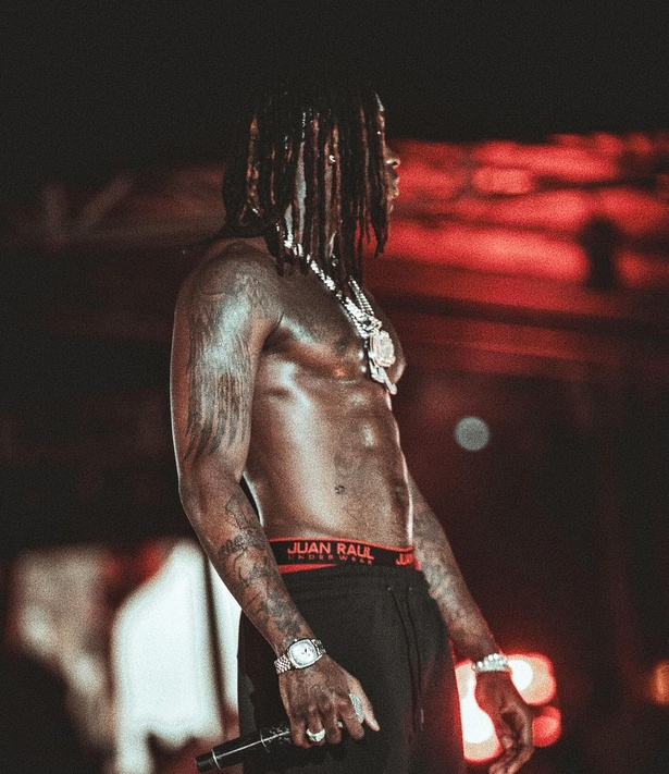 Himra et Queen Myriana : Entre provocation et ascension musicale Himra et Queen Myriana : Entre provocation et ascension musicale