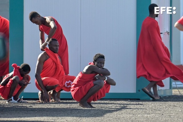 Voyage clandestin tragique : sept Sénégalais accusés du meurtre de huit passagers en Espagne Voyage clandestin tragique : sept Sénégalais accusés du meurtre de huit passagers en Espagne