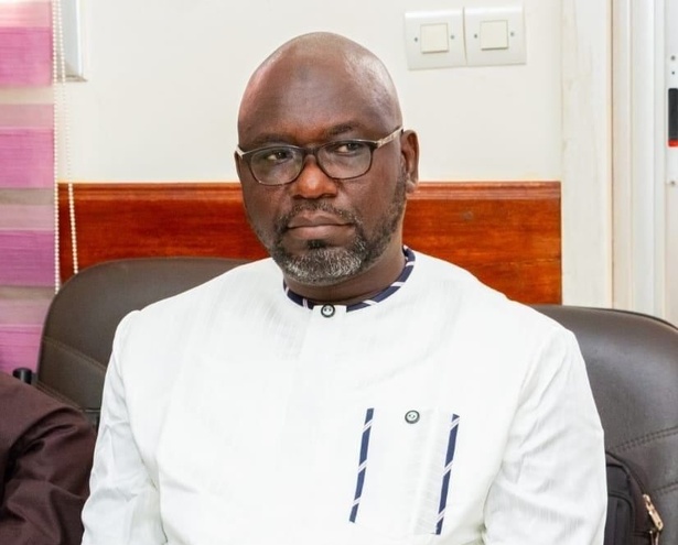 Une anarchie tolérée par des autorités locales dormantes (Par Souleymane Jules SÈNE) Une anarchie tolérée par des autorités locales dormantes (Par Souleymane Jules SÈNE)