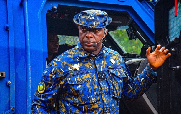 Le Général Balla SAMOURA : « Notre engagement est total… pour faire de la Guinée un pays plus sûr » Le Général Balla SAMOURA : « Notre engagement est total… pour faire de la Guinée un pays plus sûr »