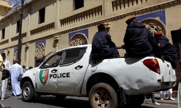 Dakar : Six escrocs de Qnet arrêtés à Zac-Mbao Dakar : Six escrocs de Qnet arrêtés à Zac-Mbao